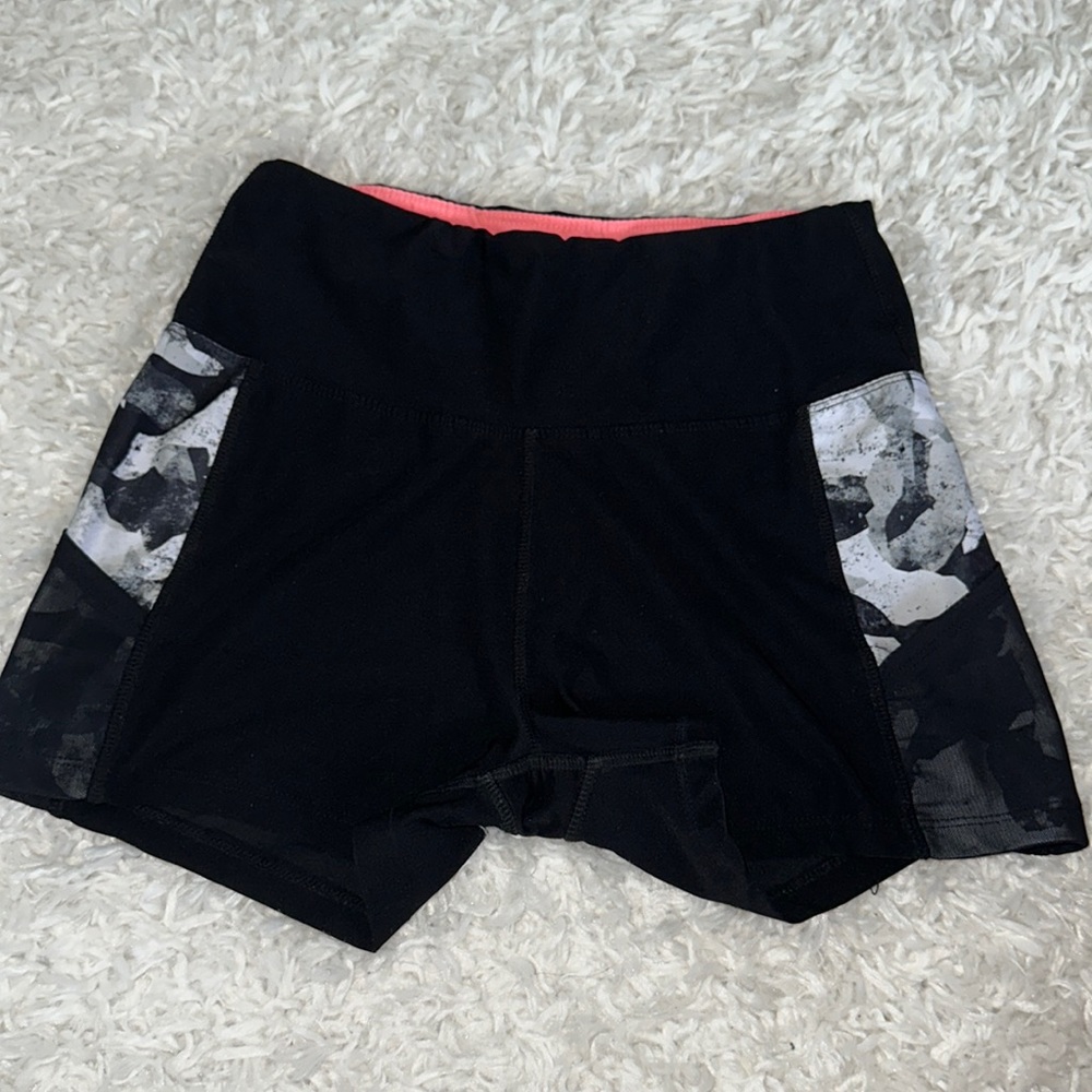 Women’s Shorts, Marika, M